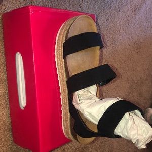 Natural Breeze Platforms